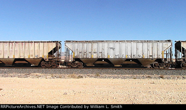 EB Manifest Frt at Erie NV W-Pshr -109